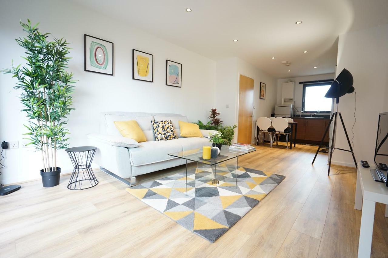 Perfectly Located Stunning Apartment Londres Extérieur photo